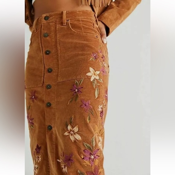 Driftwood x Free People 24 / 00 Corduroy Embroidered Floral Button Front Midi - Picture 3 of 4